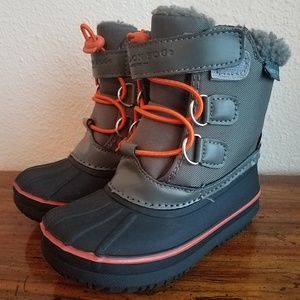 London Fog snow boots
